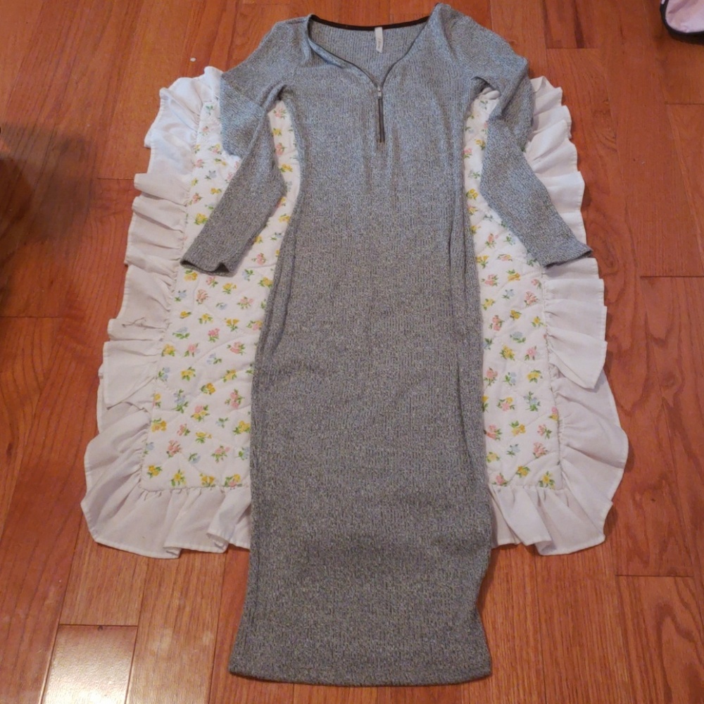 Slim fitting dress